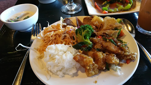 Image of Bai Tong Thai Restaurant - Tukwila