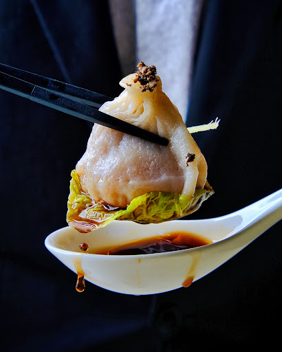 Image of GOLDEN WUISH (THE DUCKHOUSE)