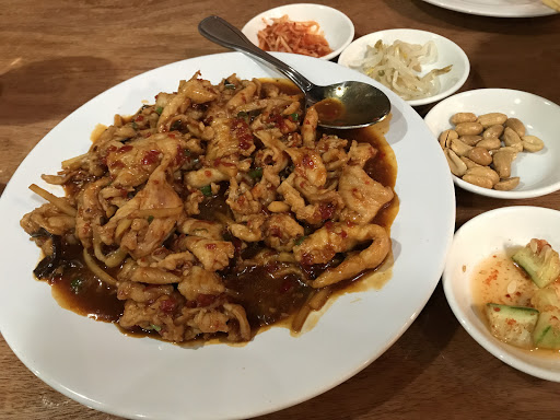 Image of Helen's Asian Kitchen