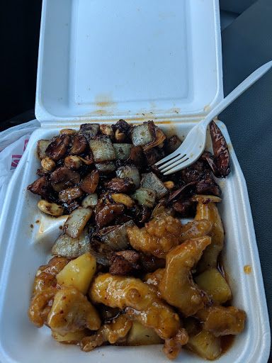 Image of HOT WOK -AKI SUSHI