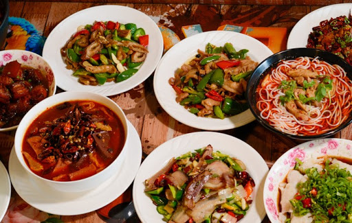 Image of House of Three Gorges (ไธๅณกไบบๅฎถ)